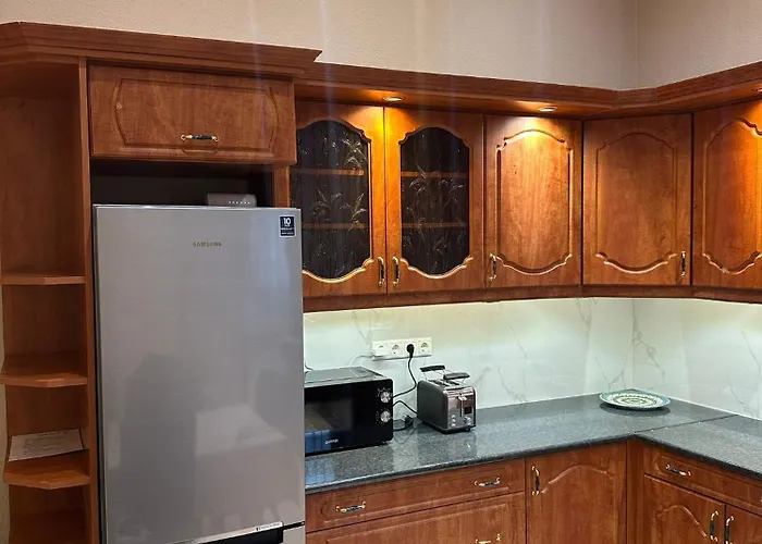 Deri Hangout Base By Downtown