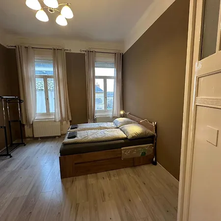Deri Hangout Base By Downtown Appartement *