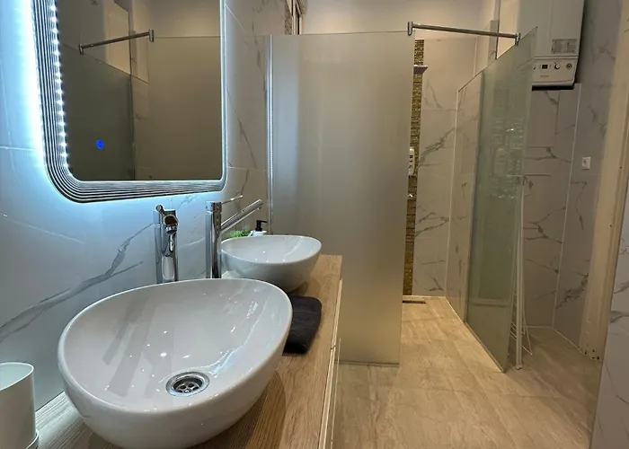 Apartament Deri Hangout Base By Downtown *